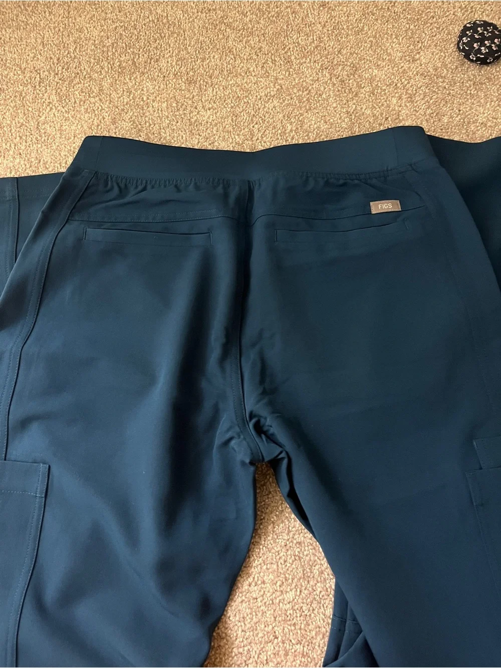FIGS Men's Axim Straight-Leg Scrub Pants size S